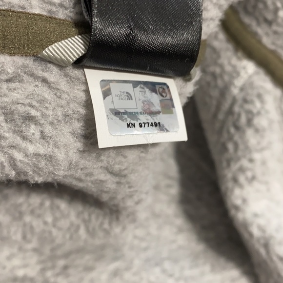 The North Face women’s crescent gray zip up - Picture 6 of 9